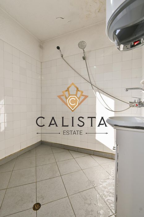 Продава се Тристаен апартамент в София, Левски - 110 кв.м за 2000 €/кв.м - Снимка #9