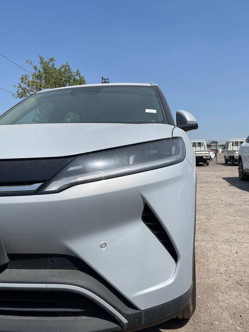 Yuan up smart 3-pazitsa toshkent avtosalonda