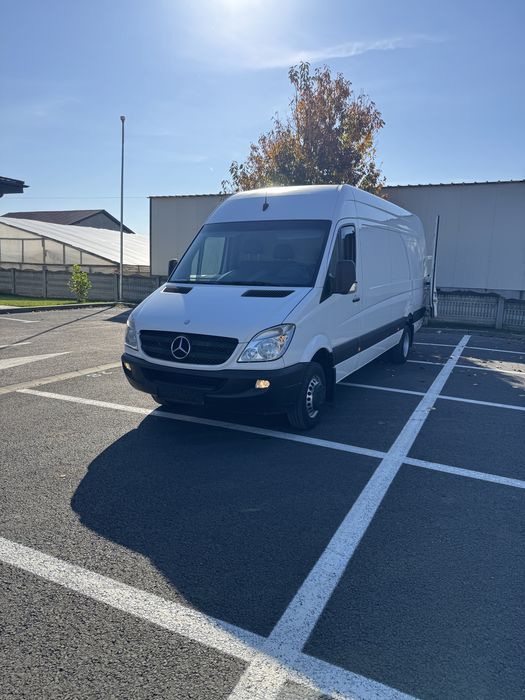Mercedes. SPRINTER.  519