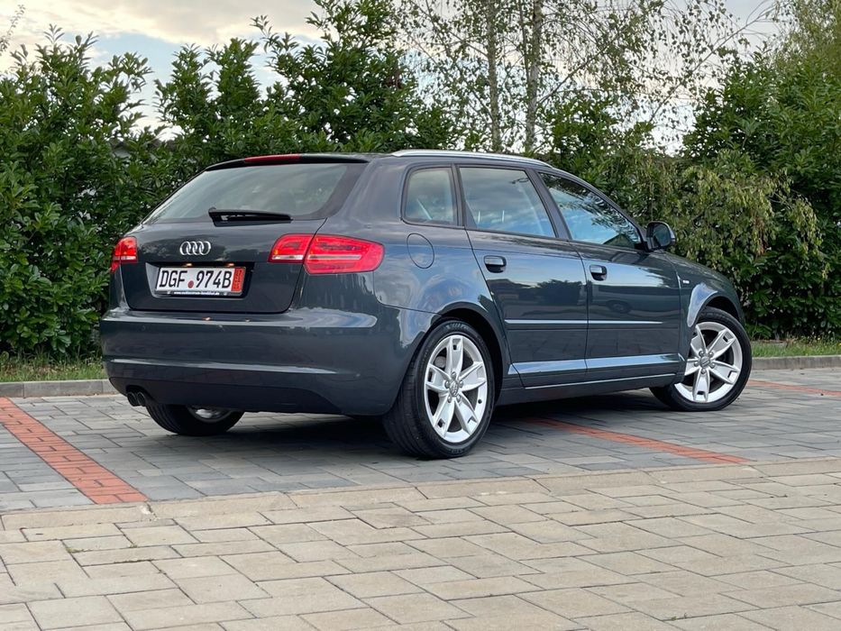 Audi A3/An fabricatie 2009/ Euro 5/Quattro/140Cp/Xenon