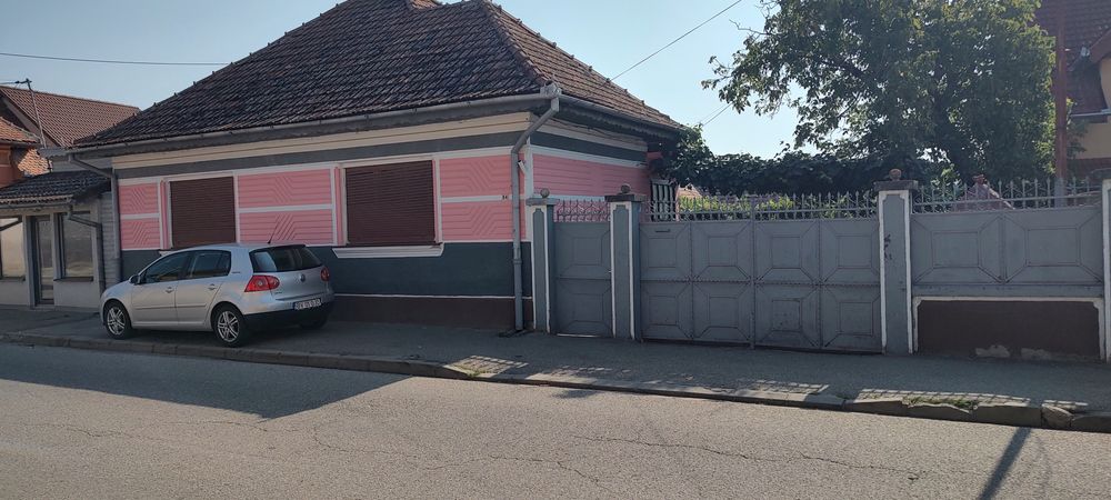 Vând casă în Fagaras