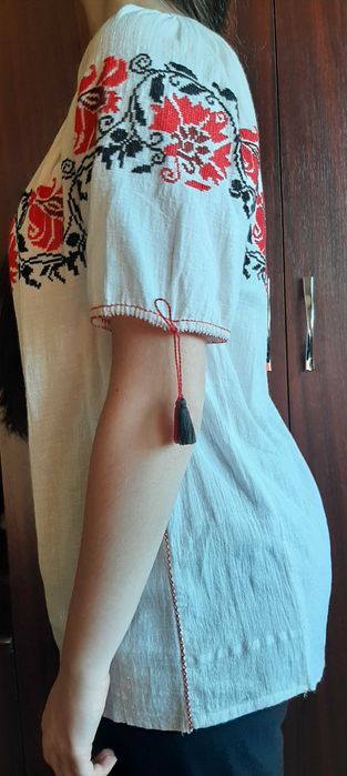 Ia veche din in cusuta manual