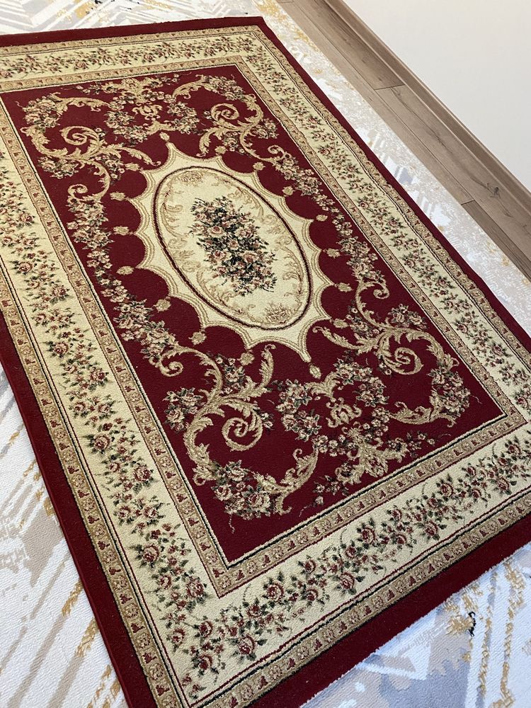 Продается ковер Турция 1,5*2,30 м
