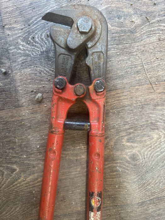 Арматурна ножица германия alarm