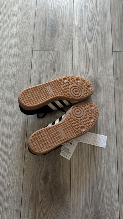 Adidas Samba black and cream