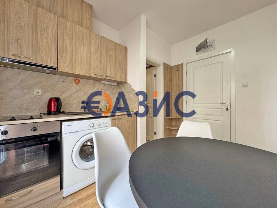 Двустаен апартамент в комплекс Romance Marine, 35 кв.м., Слънчев бряг,