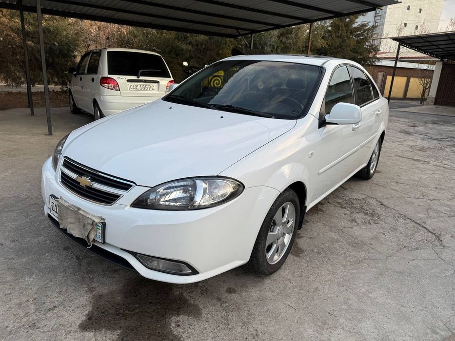 Jentra avtomat 2022 yil benzin avtosalondan  olingan oxirgi pazitsiya.