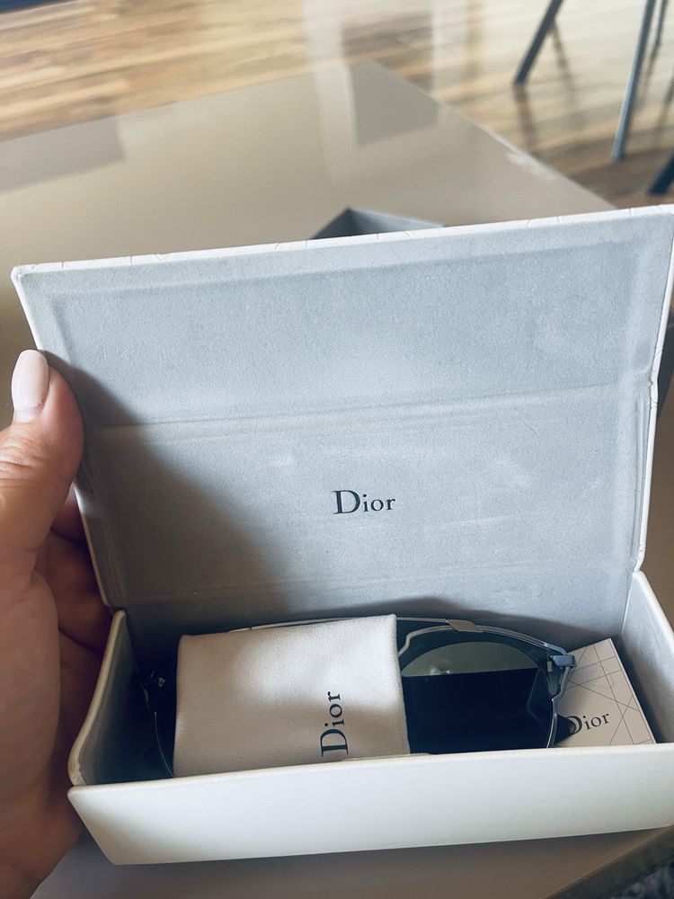 Слънчеви очила Dior
