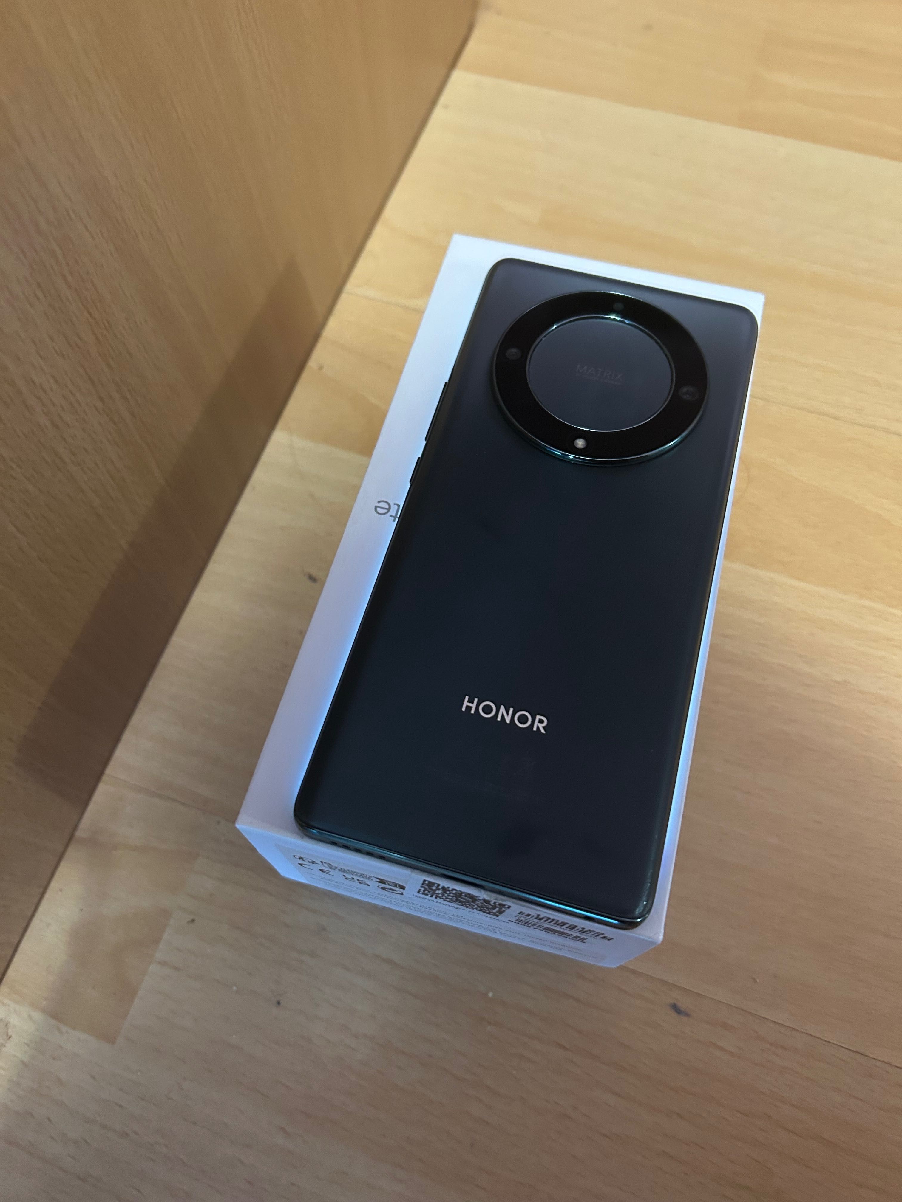 Honor magic 5 lite