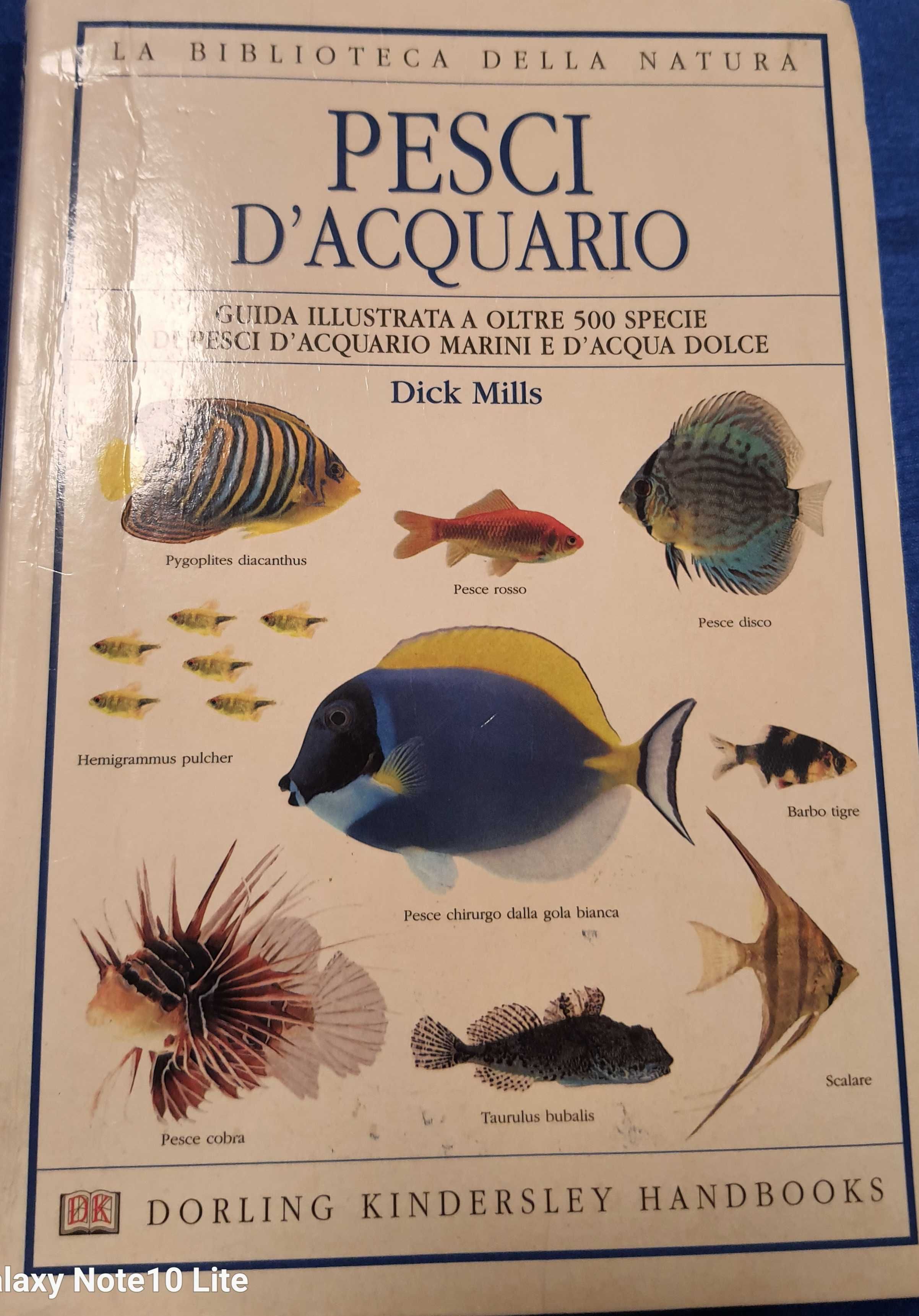 Carte Pesti de acvariu