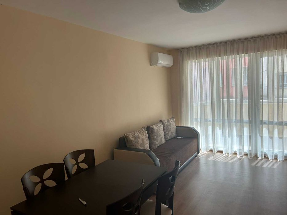 Дава се под наем Тристаен апартамент в Бургас, Възраждане - 73 кв.м за 375 € - Снимка #2