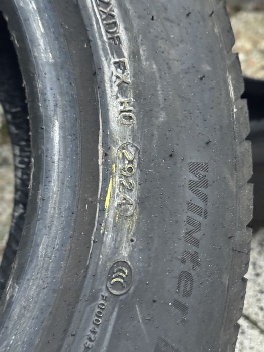 Vand 2 anvelope 185 65 15 Iarna Hankook