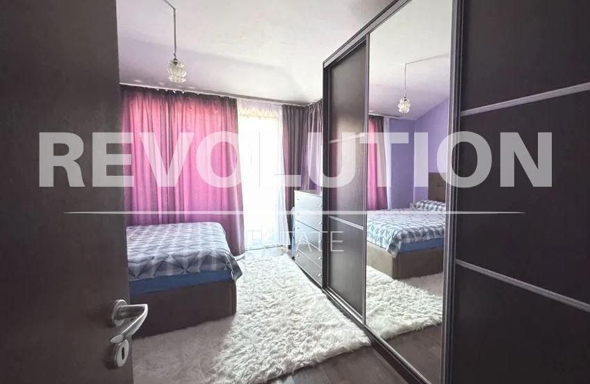 Двустаен апартамент в района на Център!