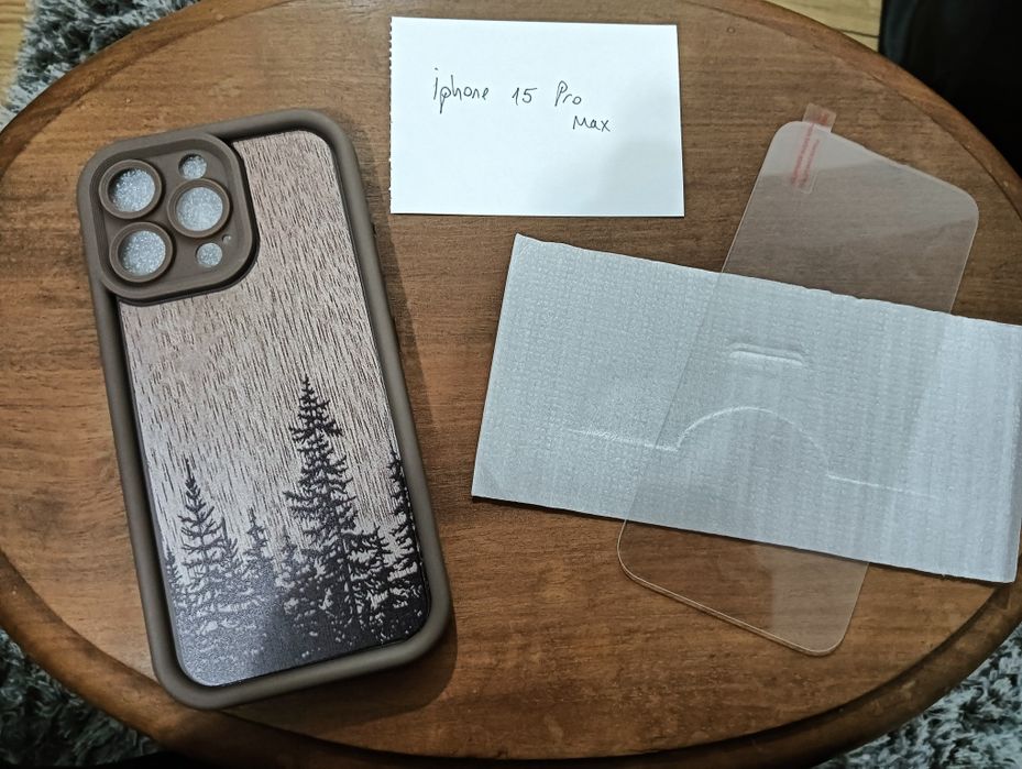 Set husă și folie de sticlă iPhone Pro Max