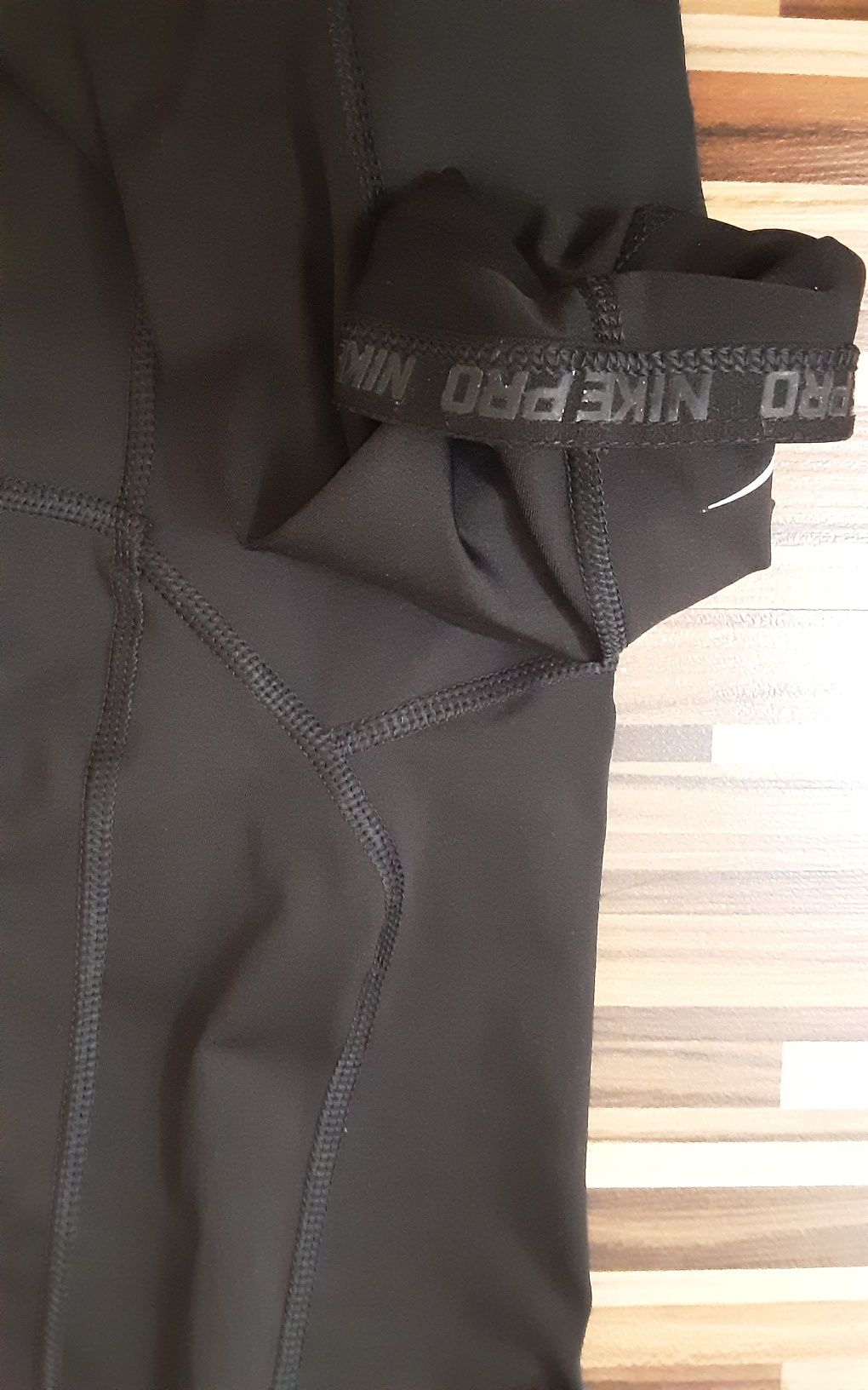 (М 137-147) NIKE PRO оригинален екип 2части(30лв) и клин(30лв)