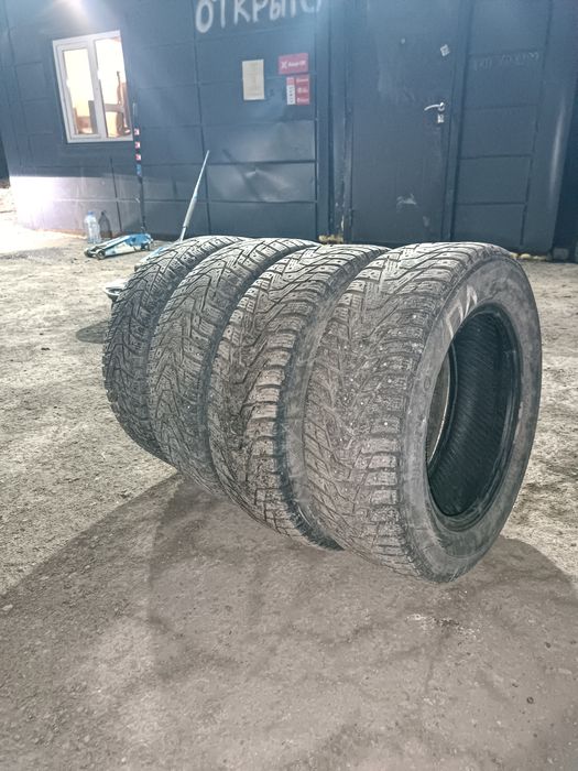 Зимние шины  195/65/15 в хорошем состоянии