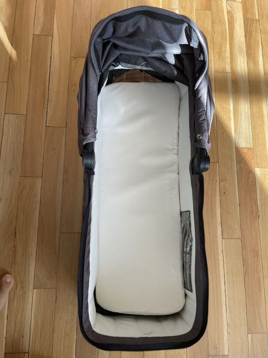 Твърди кошове за Baby Monsters Easy Twin 4
