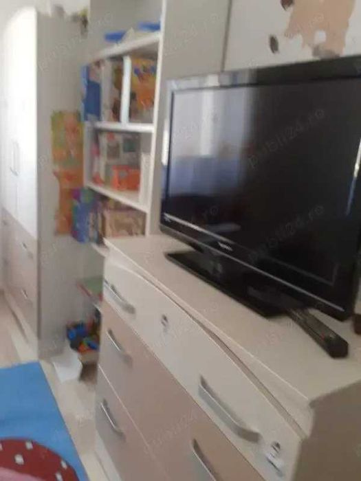 3 camere , cf 1, parcare subterana, boxa,  -5 min metrou