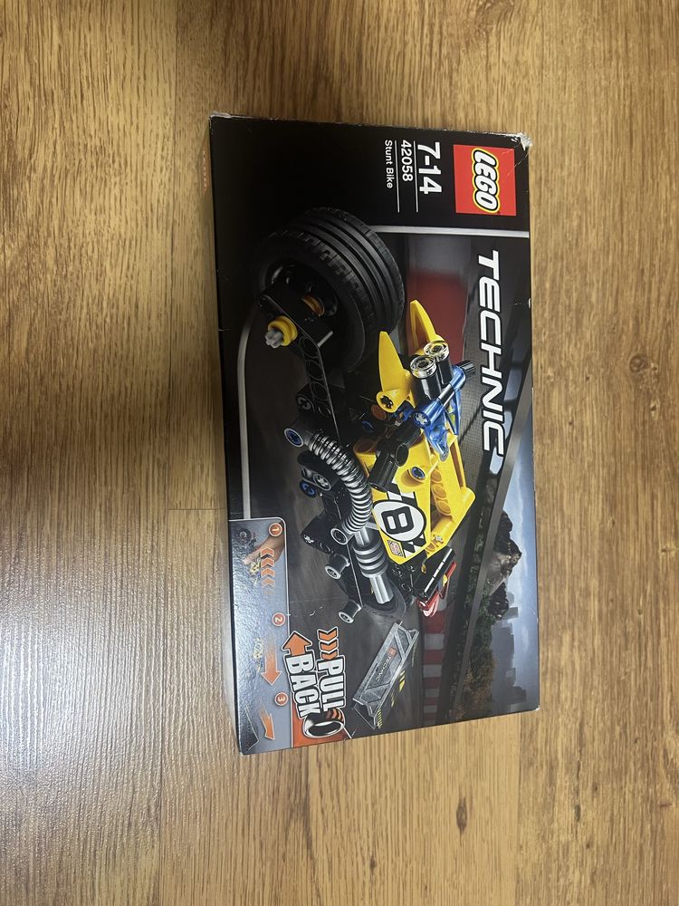 Конструктор LEGO Technic - Мотоциклет за каскади (42058)