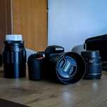 Nikon D5600 + 3 обектива + аксесоари - Перфектен комплект за фото +