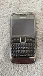 Nokia E71 smartphone cu incarcator