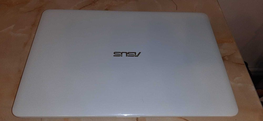 laptop ASUS X541 N ALB pentru piese netestat
