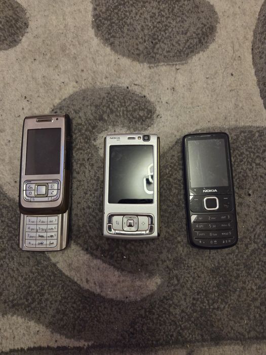 Vand 3 buc Nokia la pachet
