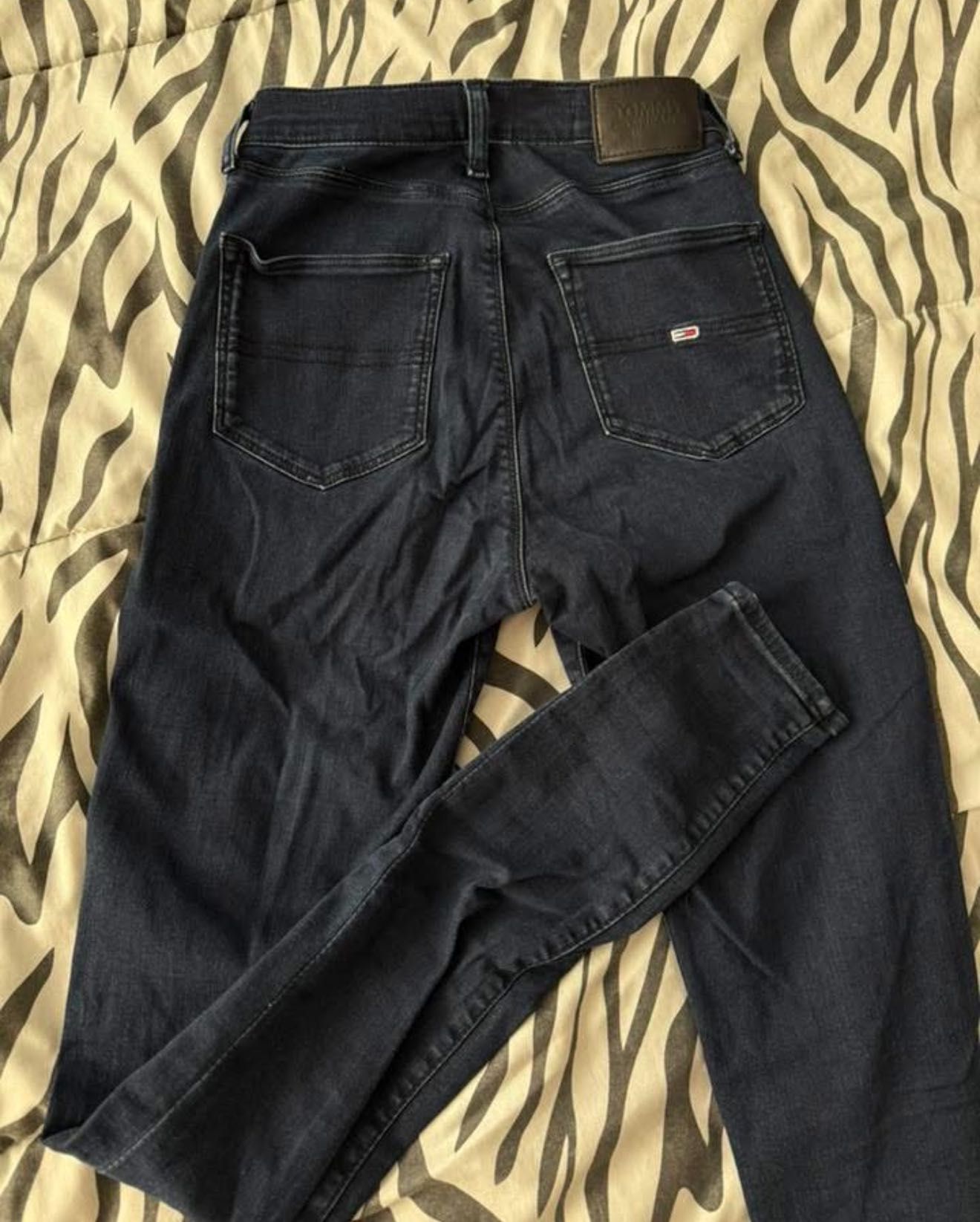 Дамски дънки Tommy Jeans xs висока талия впити