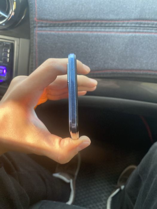 Vivo v23e в отличном состоянии