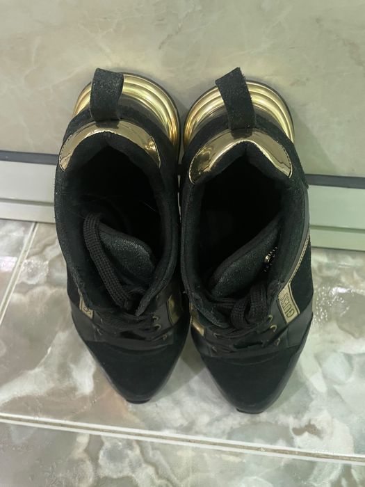 Дамски обувки GUESS