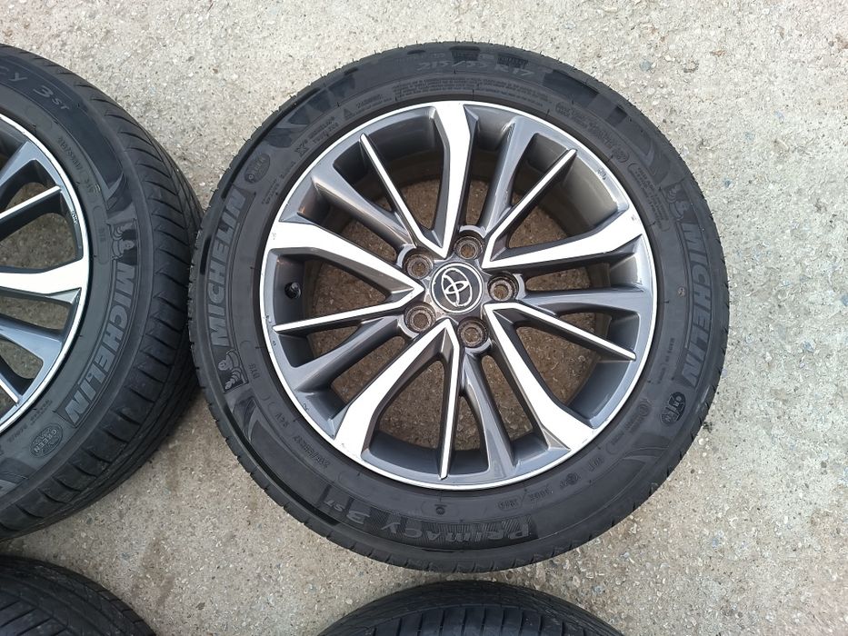 Тойота 17 цола, Toyota