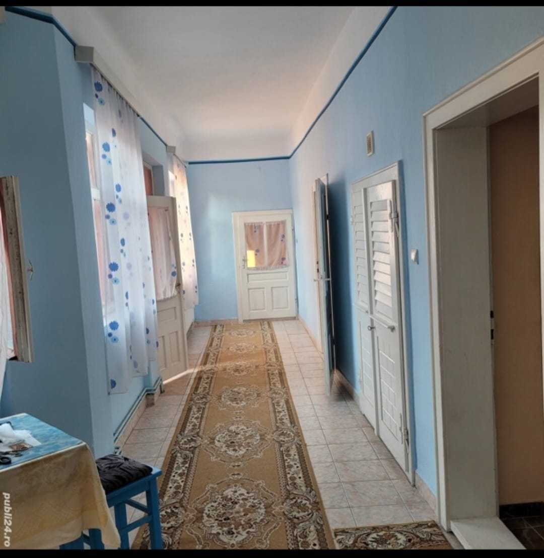 Vand casa mobilata si utilata, in com. Semlac , jud. Arad