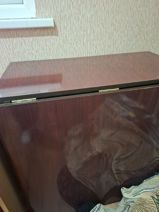 Продаётся   стол книжка для торжеств