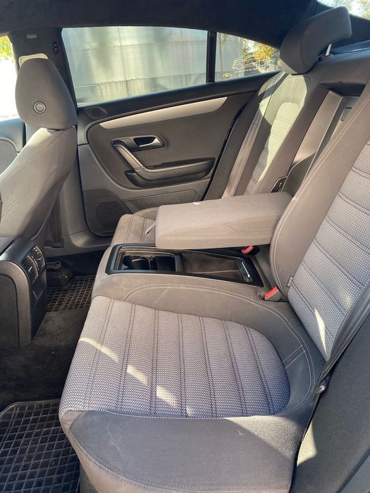 Vând Passat CC 2.0 TDI