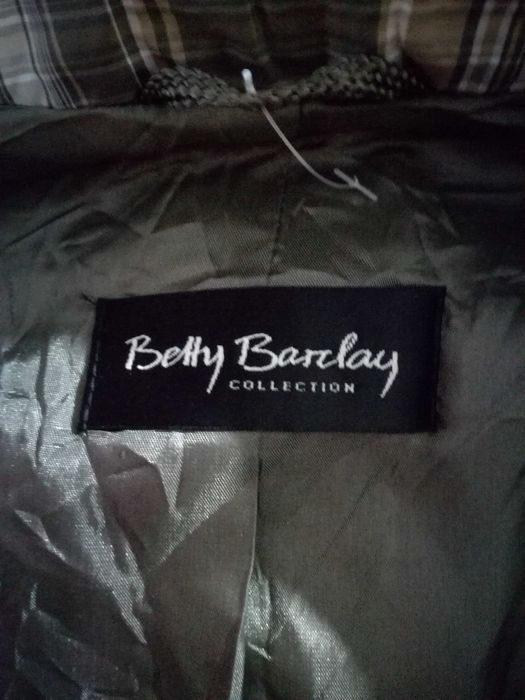 Дамско сако Betty Barclay