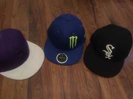 Бейзболни шапки LA  и Monster Energi