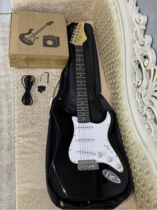 Нова електрическа китара