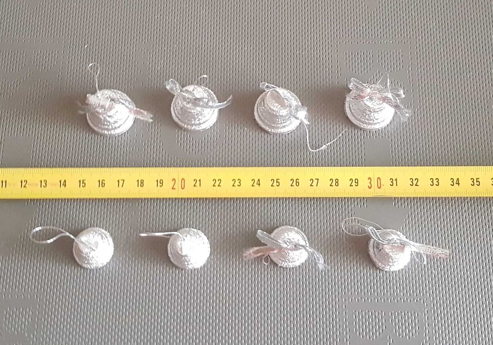 Bradut Artificial si Decoratiuni pentru Pomul de Iarna