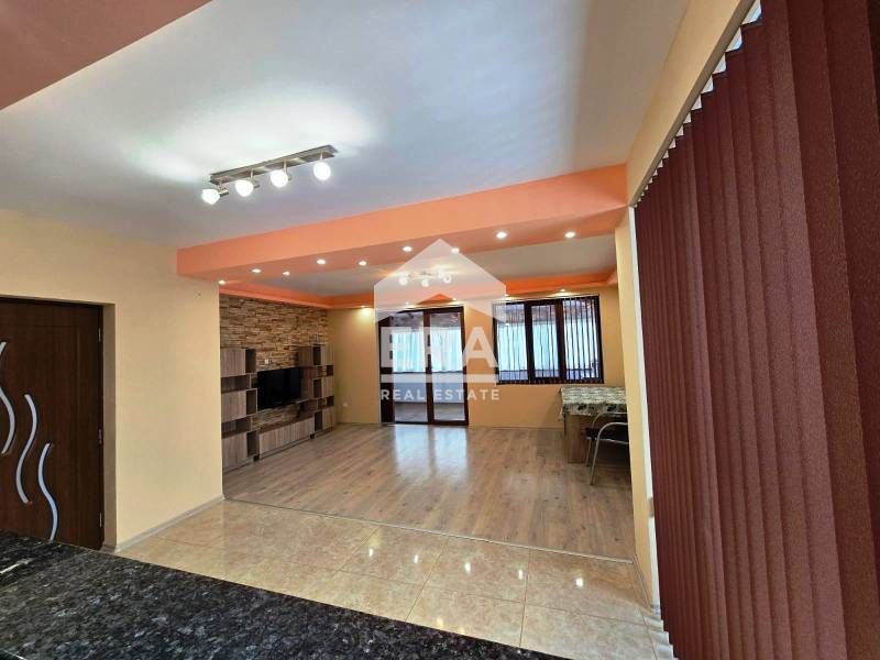 Продава се Къща в с. Щръклево, Област Русе - 273 кв.м за 605 €/кв.м - Снимка #10
