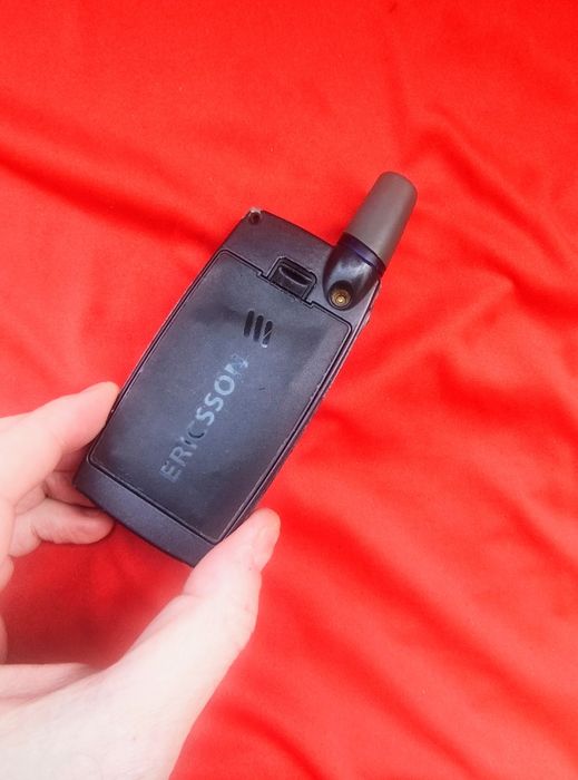 Ericsson T29s ( orice rețea,lb română)