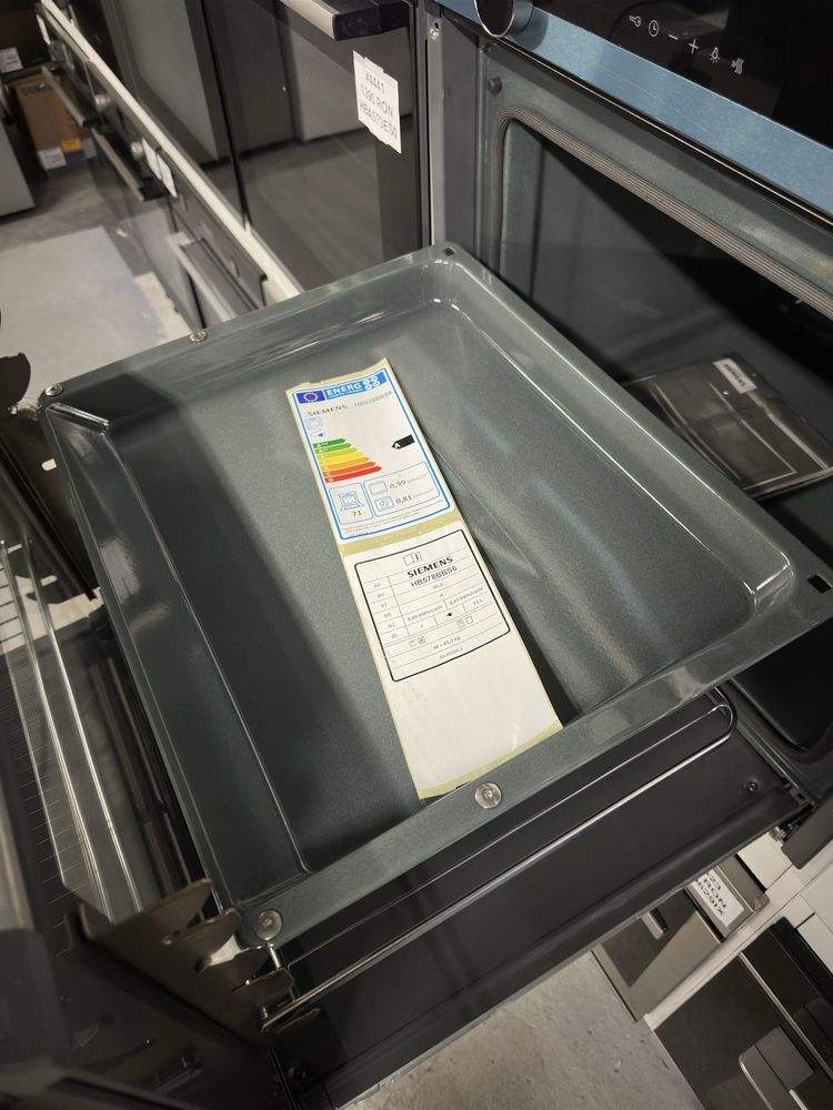 !! Promotie 3200 RON!! Cuptor electric  SIEMENS iQ500 HB578BBS6