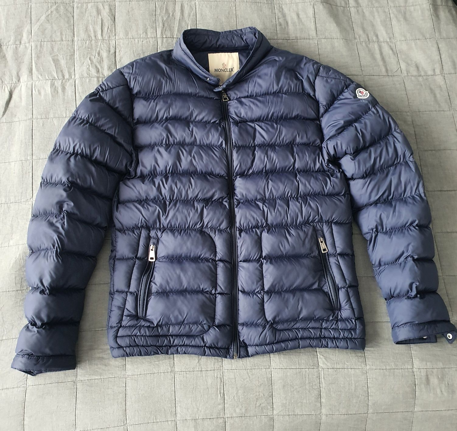 Vand geaca Moncler