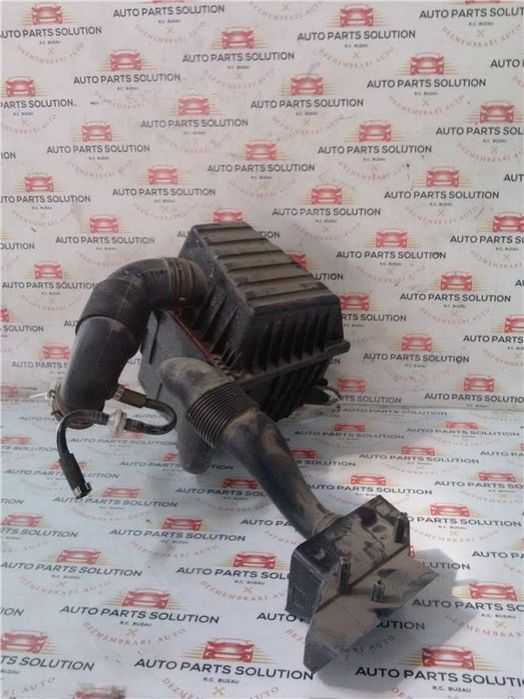 tubulatura admisie  2 buc  vw fox 1.2 b 6v an fabr. 2011