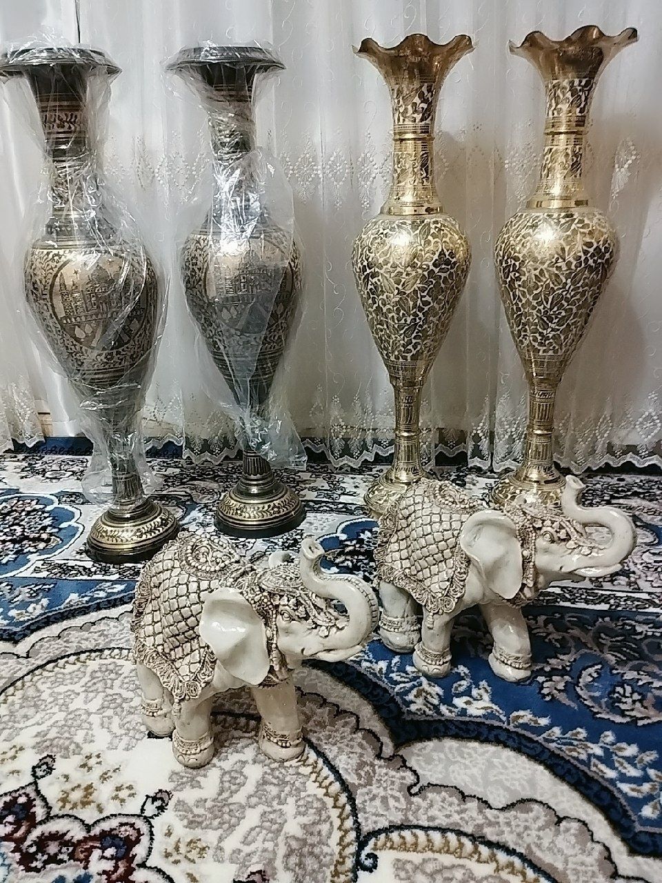 Этажерки,вазы,подсвечники новые латунь индия