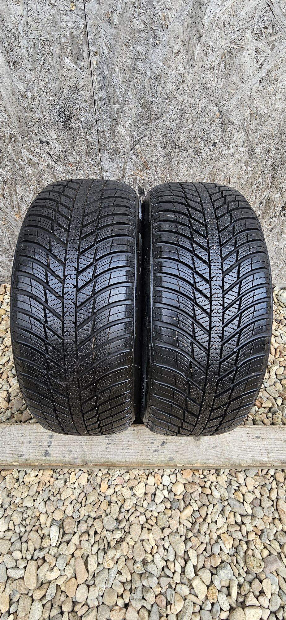 Anvelope Nexen Nblue 4 Season All Weather 215/55 R16 97V M+S