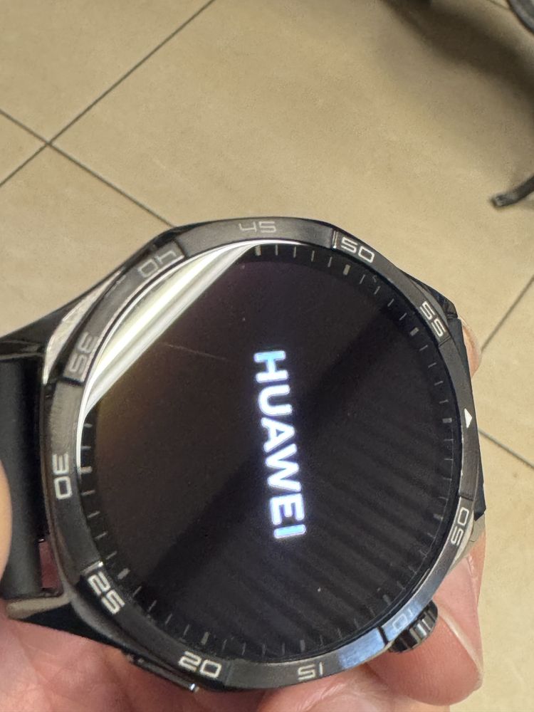 smart часовник huawei GT5 46mm с гаранция