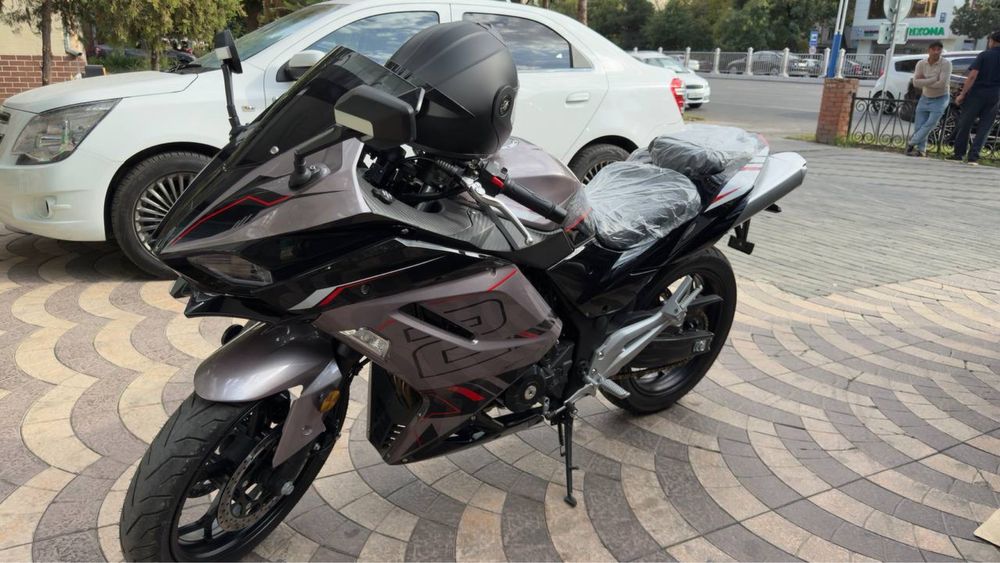 Kawasaki replica 400 kub