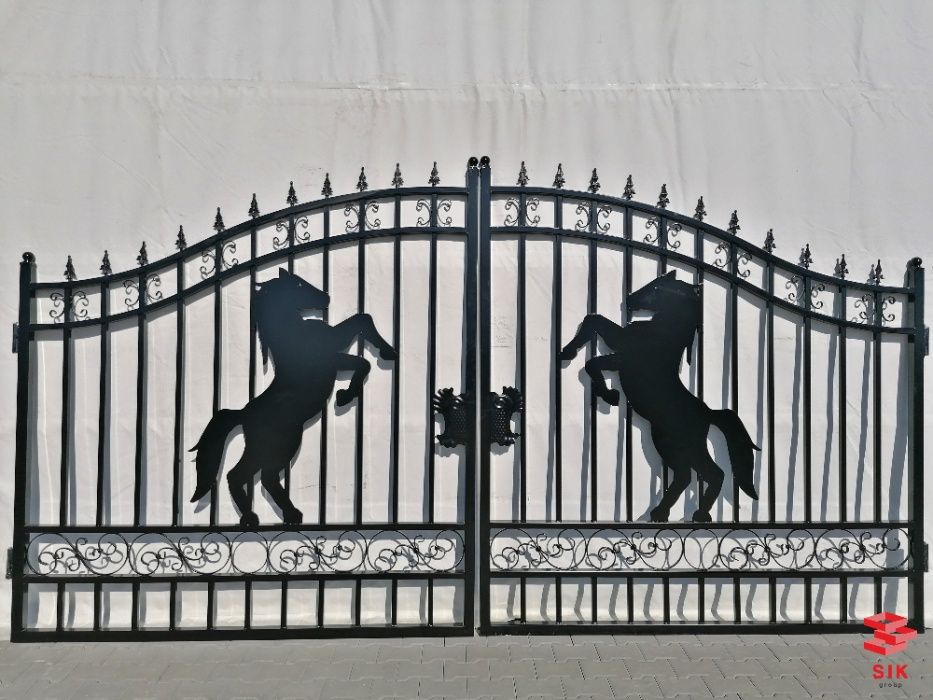 Poarta din fier forjat