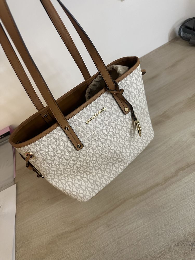 Дамска чанта Michael Kors