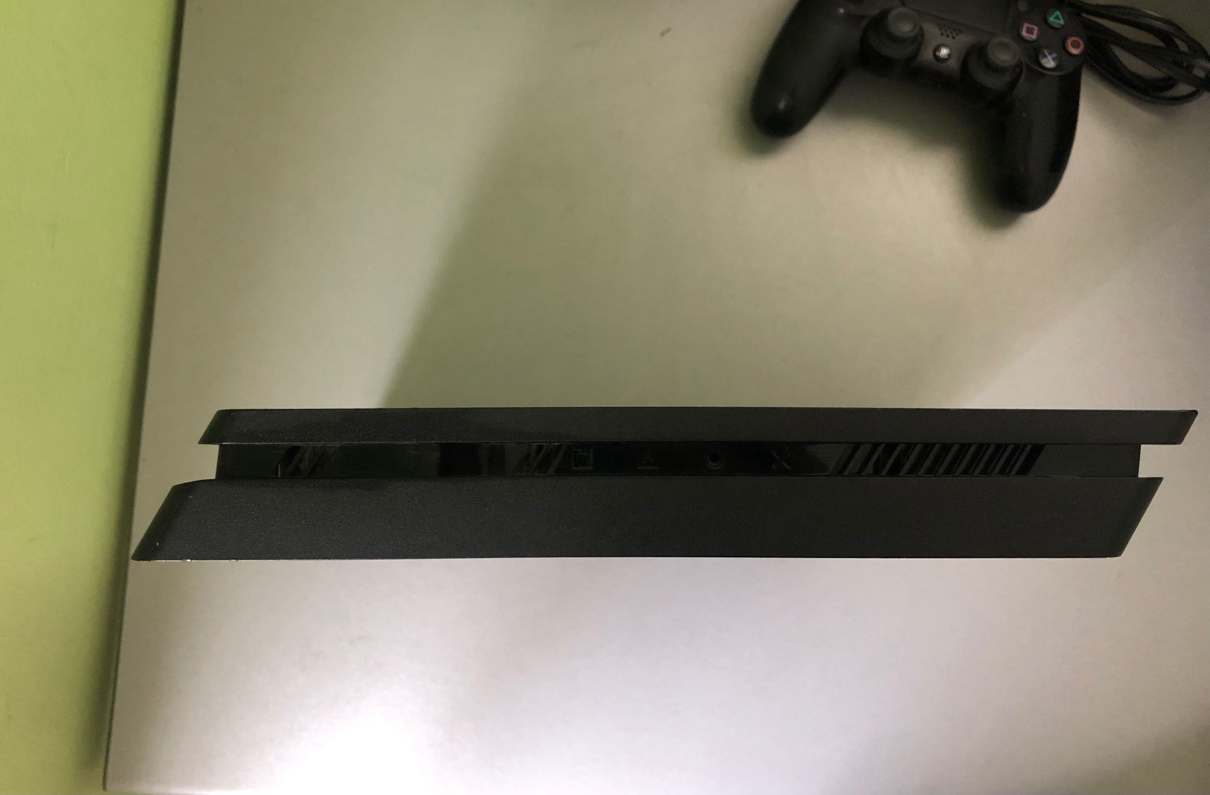 Sony Playstation 4